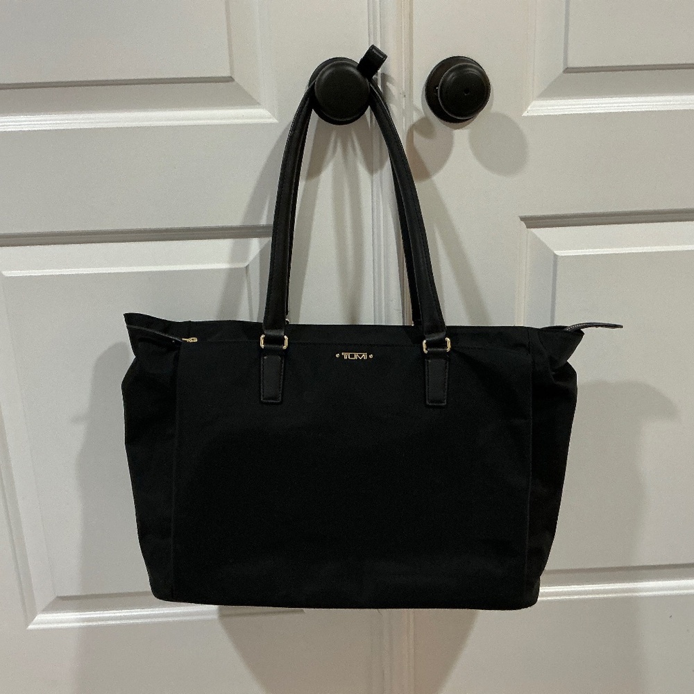 Tumi Sheryl Large NylonTote (Business Bag, Computer)
